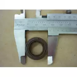 OIL SEAL 15.6*25.7*7